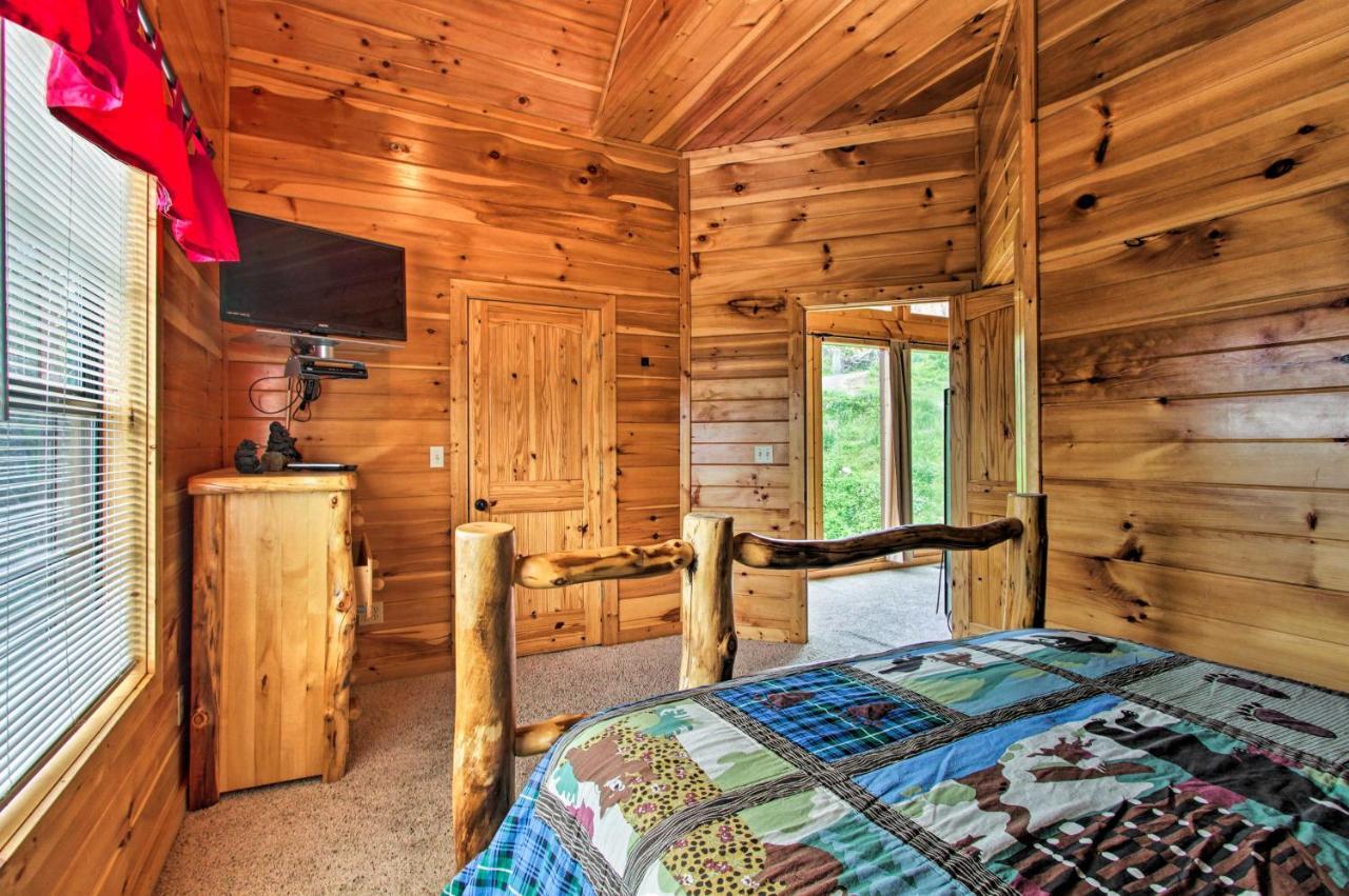 Expansive Gatlinburg Cabin Hot Tub, Deck And Grill! Exteriör bild